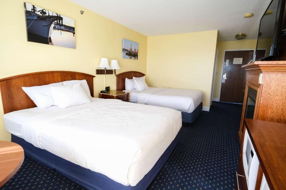 Fireside Inn, Ocean's Edge Image 12