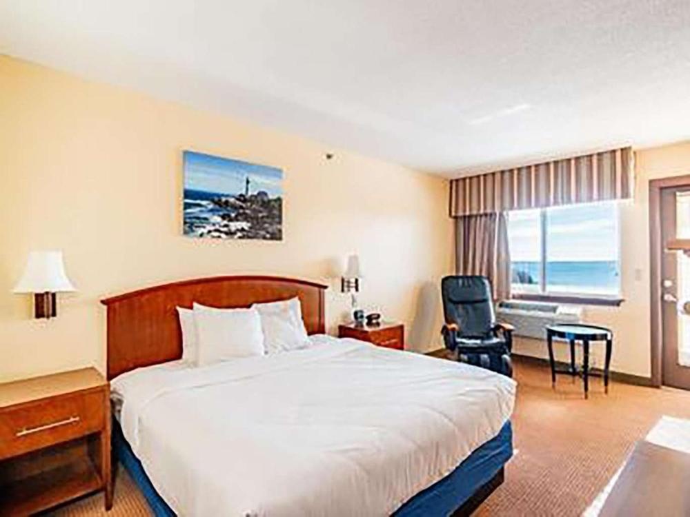 Fireside Inn, Ocean's Edge Image 16