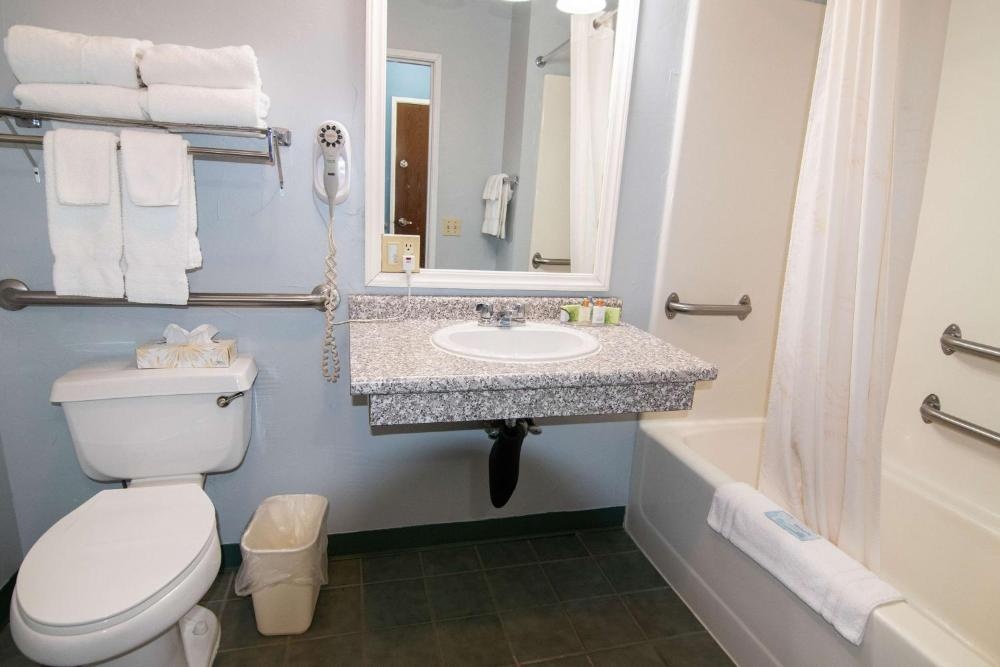 Fireside Inn, Ocean's Edge Image 20