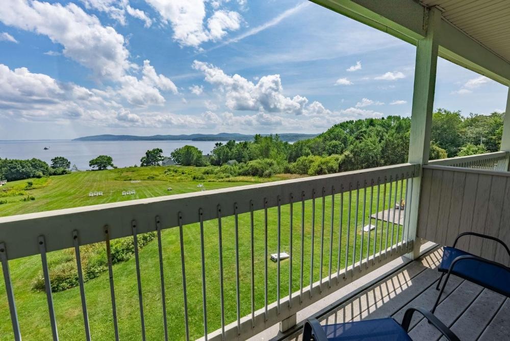 Fireside Inn, Ocean's Edge Image 44