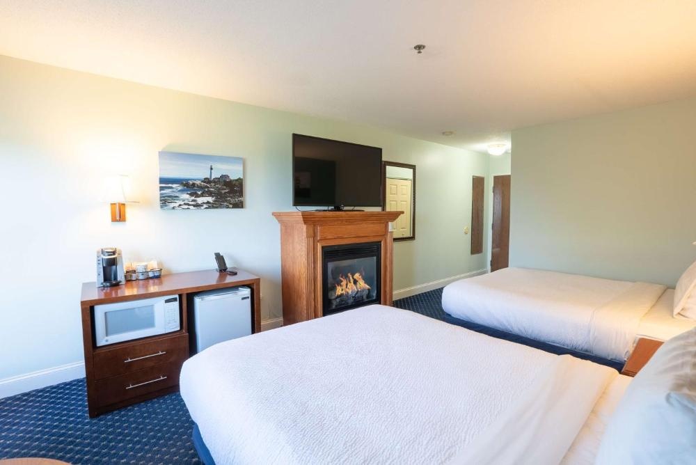 Fireside Inn, Ocean's Edge Image 46